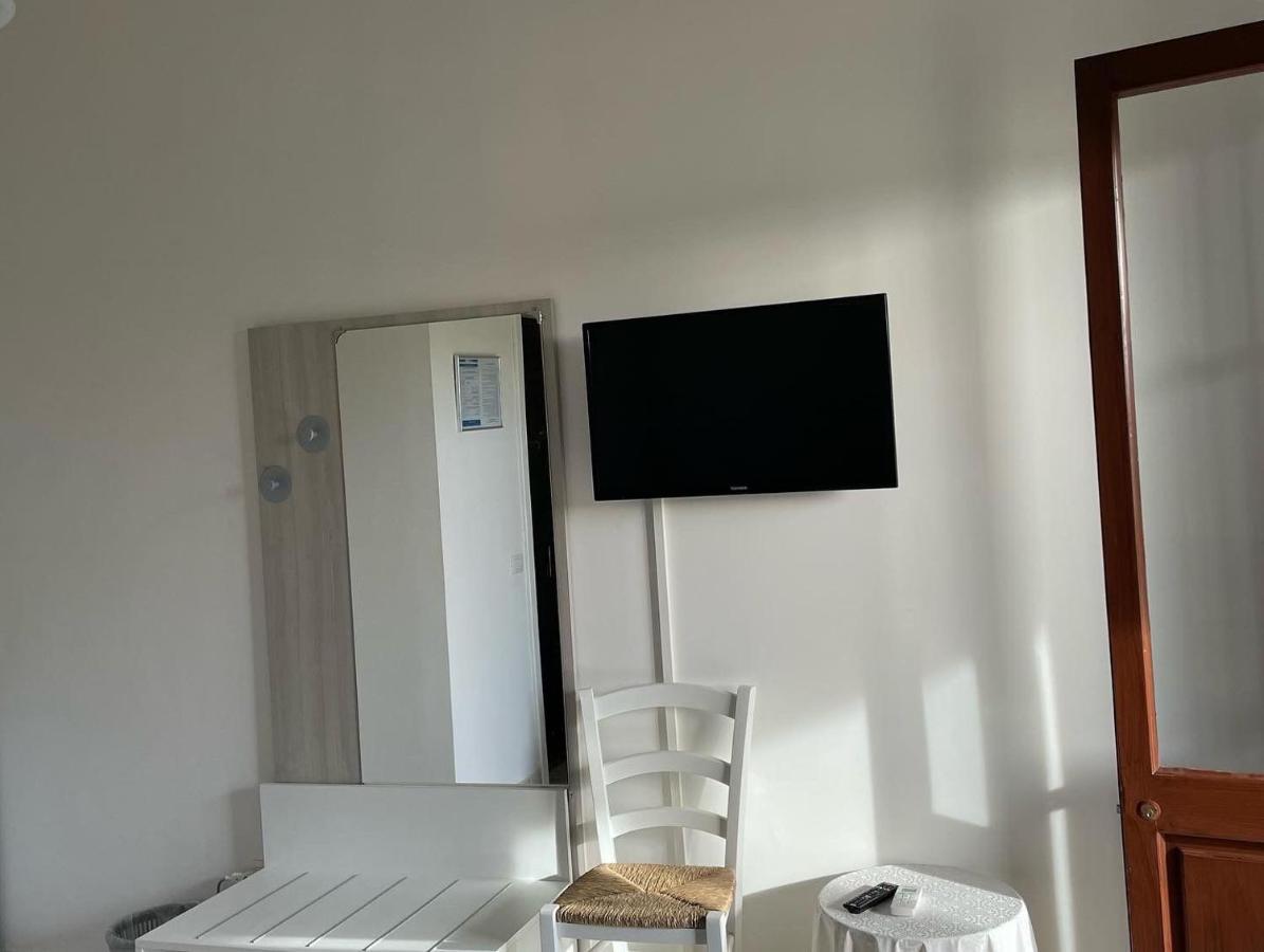 טורה דל'אורסו Agriturismo Tenuta Pozzello מראה חיצוני תמונה
