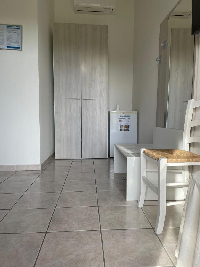 טורה דל'אורסו Agriturismo Tenuta Pozzello מראה חיצוני תמונה